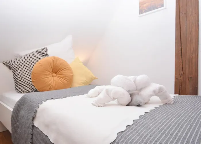 Nue02-bp - For Companies Apartment Zirndorf